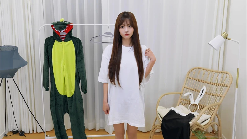 Chapter 3 Change Outfit